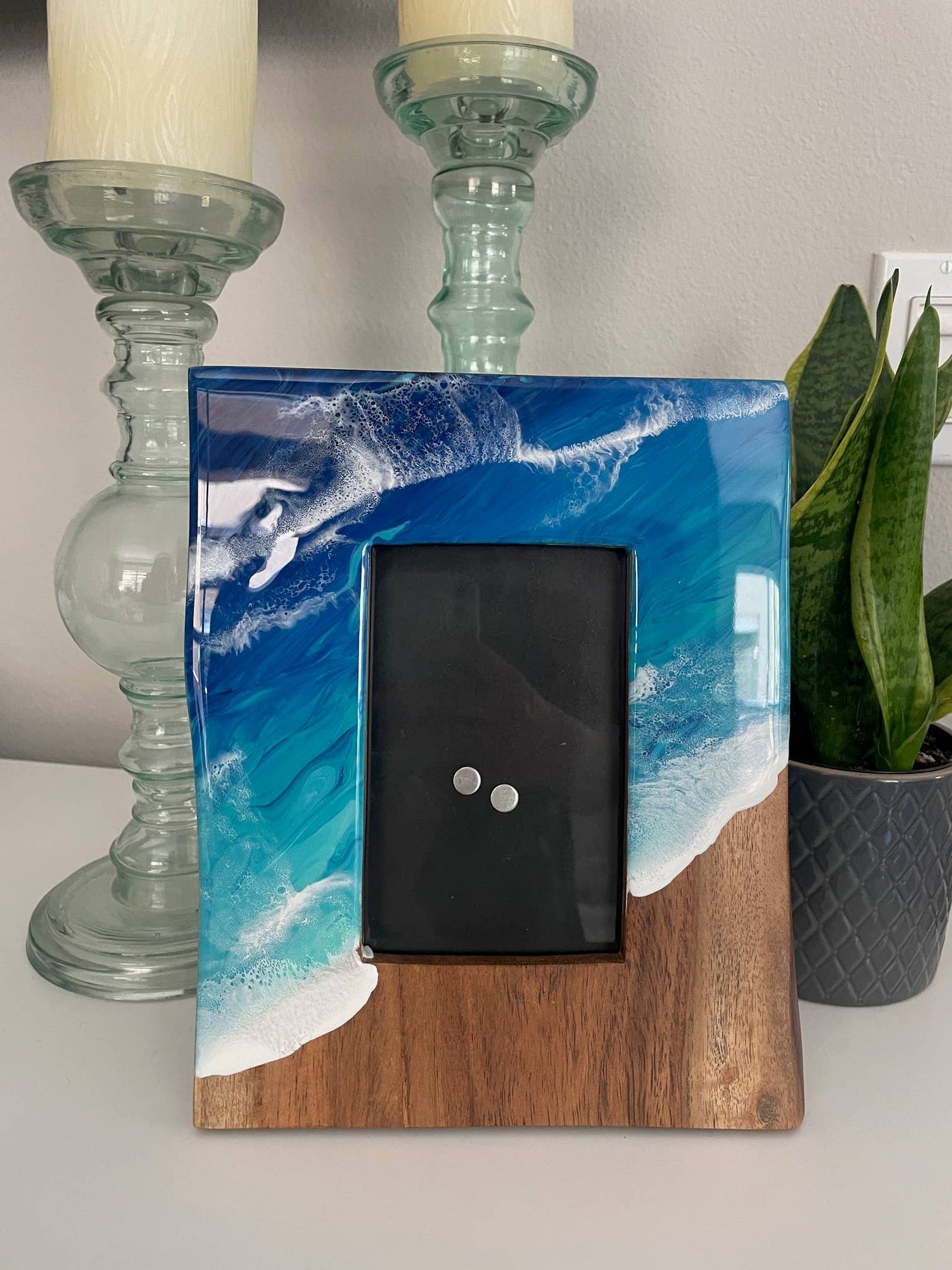 Acacia Live Edge Photo Frame, Ocean Resin Art, 4x6