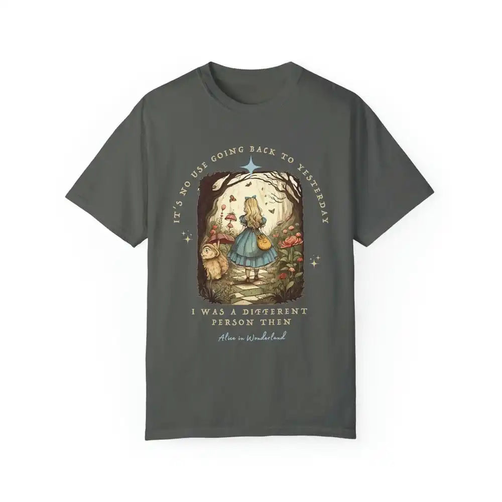 Vintage Alice in Wonderland Women's Shirt