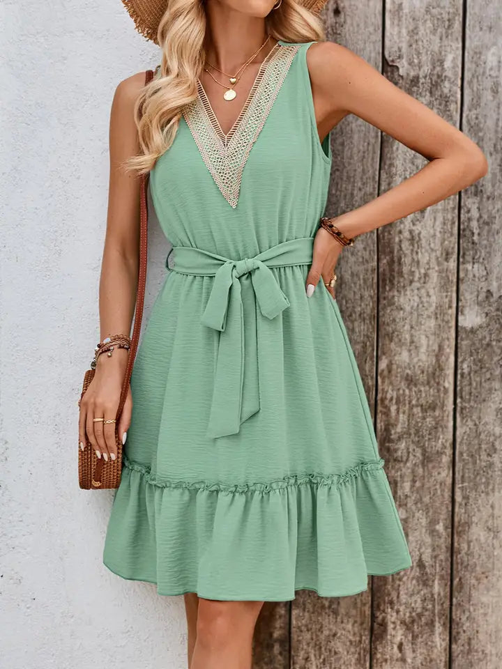 V-Neck Sleeveless Lace Waist-Cinching Dress