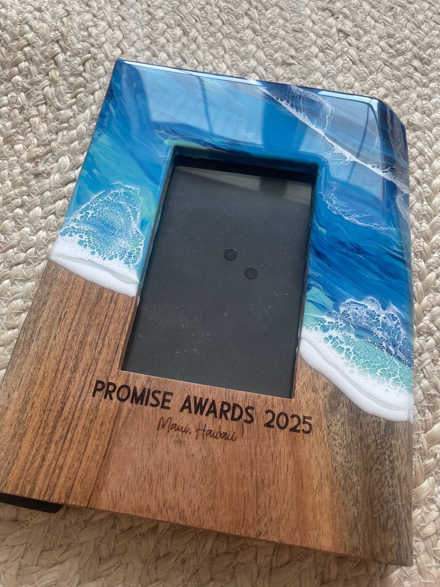 Acacia Live Edge Photo Frame, Ocean Resin Art, 4x6