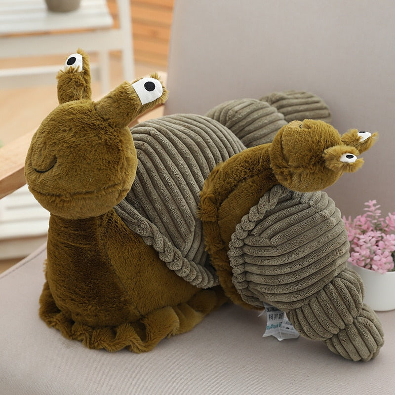 Plush Toy Snail - The Perfect Companion for Playtime!