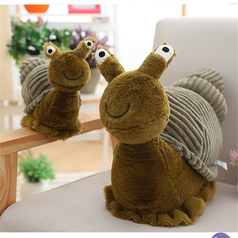 Plush Toy Snail - The Perfect Companion for Playtime!