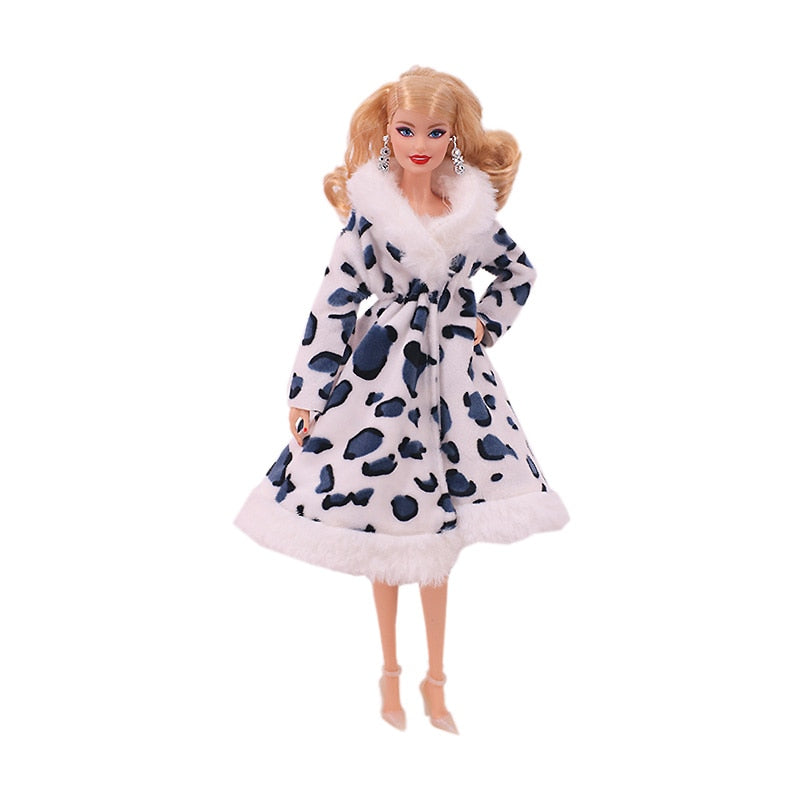 Stylish Doll Clothes Set - Dress Up Your Barbie Dolls in Fashionable Outfits!