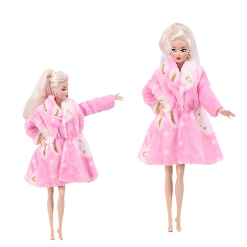 Stylish Doll Clothes Set - Dress Up Your Barbie Dolls in Fashionable Outfits!